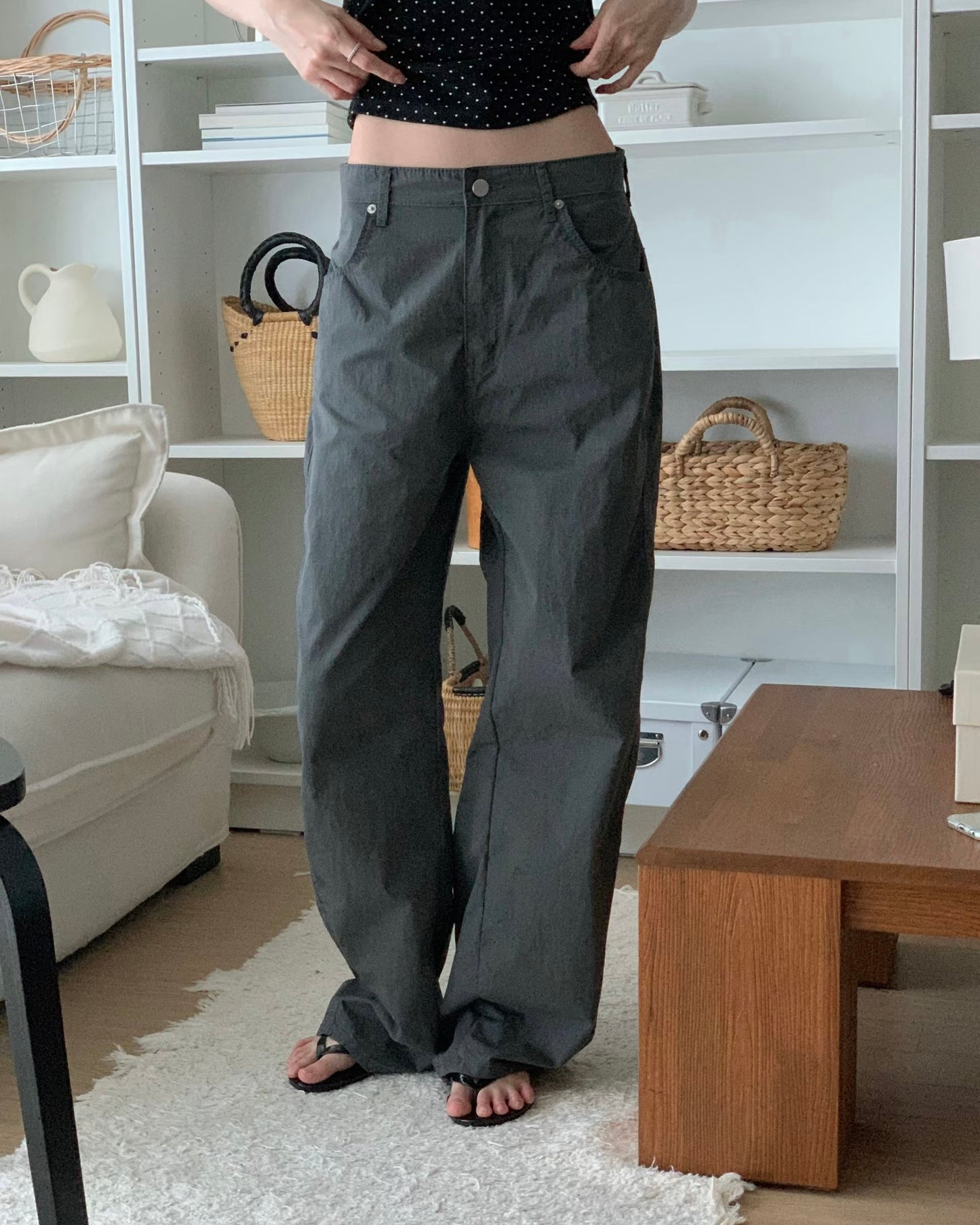 PT085 Cut-out Curved Pants - Beige | Ivory | Charcoal