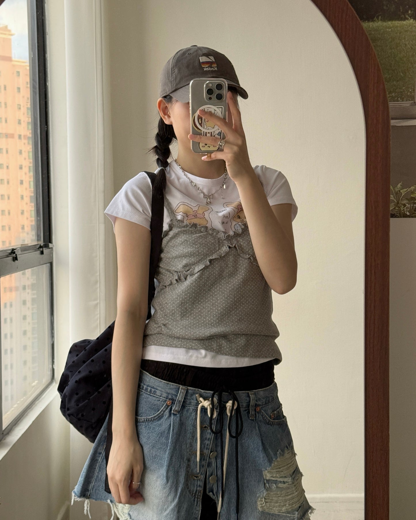 TP582 Rabbit TEE - White | Gray