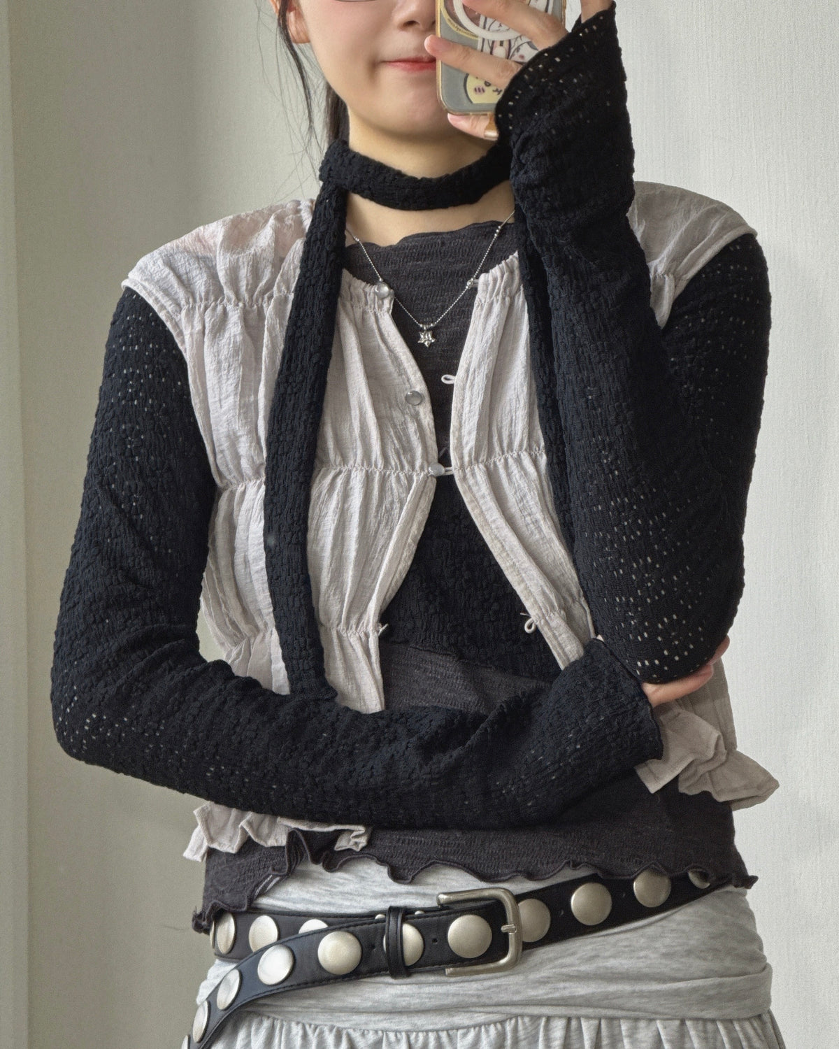 VT330 Shirred Button Top - Gray | Black