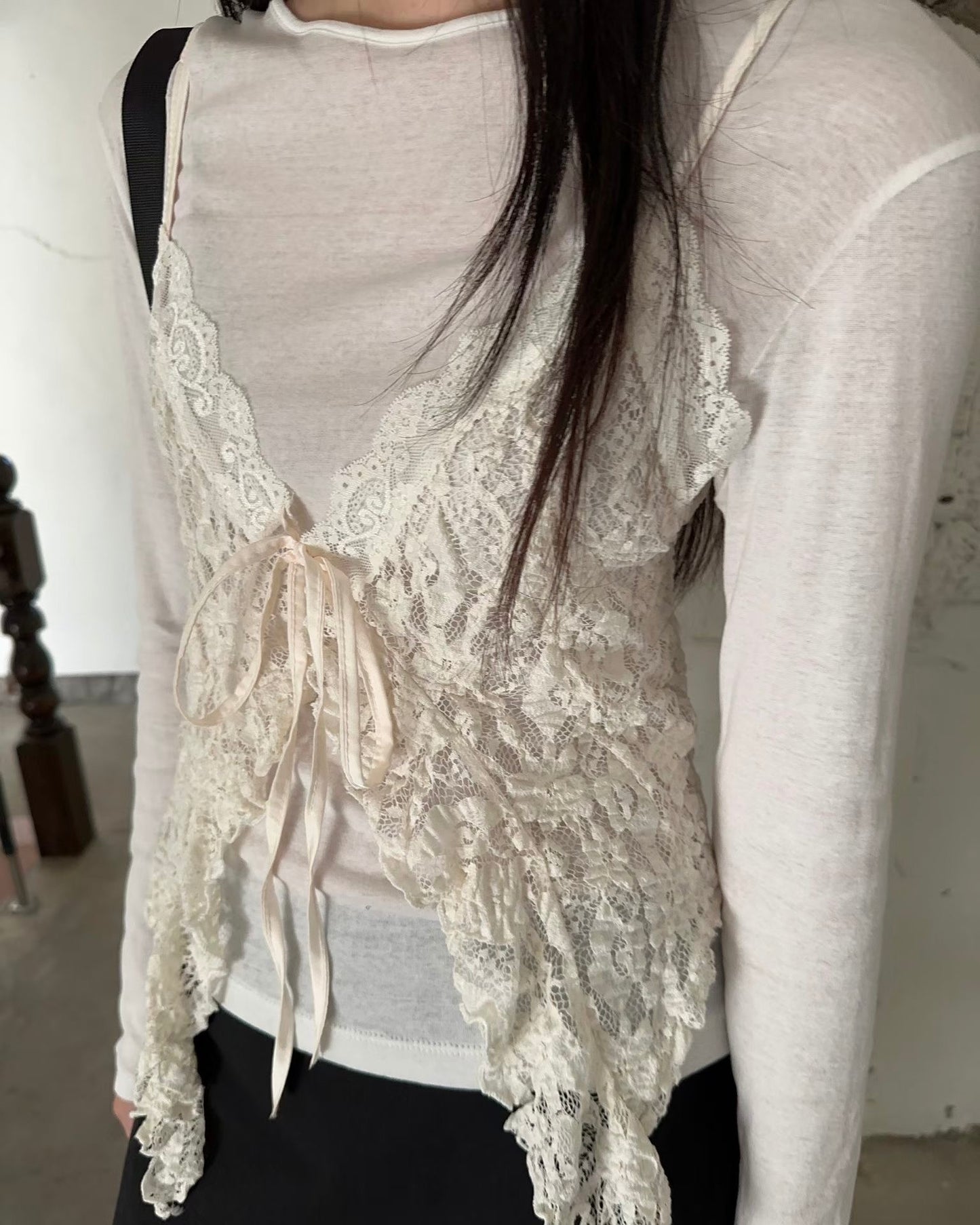 VT281 Lace Frill Vest - Ivory | Gray | Black