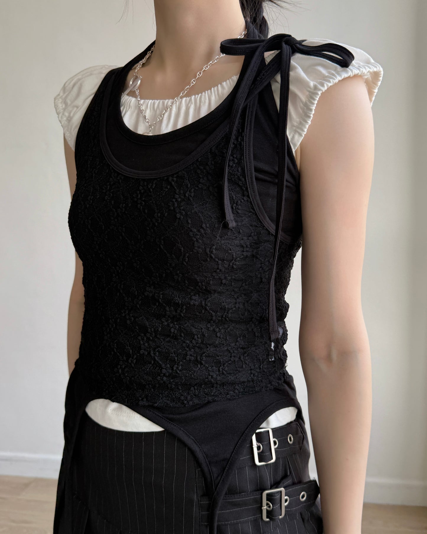 VT295 Lace Camisole - White | Black