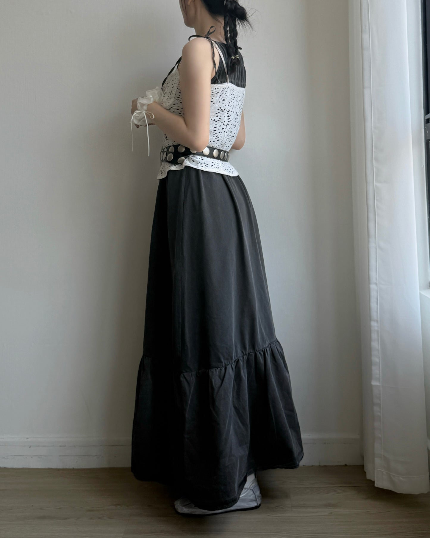 VT319 Eyelet Vest - Ivory