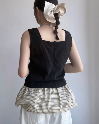 VT258 Square Vest - White | Black