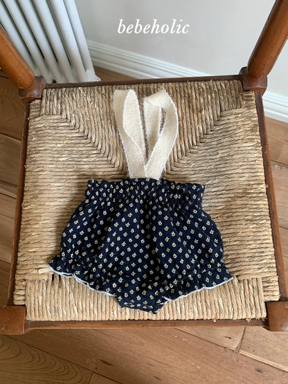 🍪Bebeholic 毛毛吊帶花花包屁褲 - Ivory | Navy
