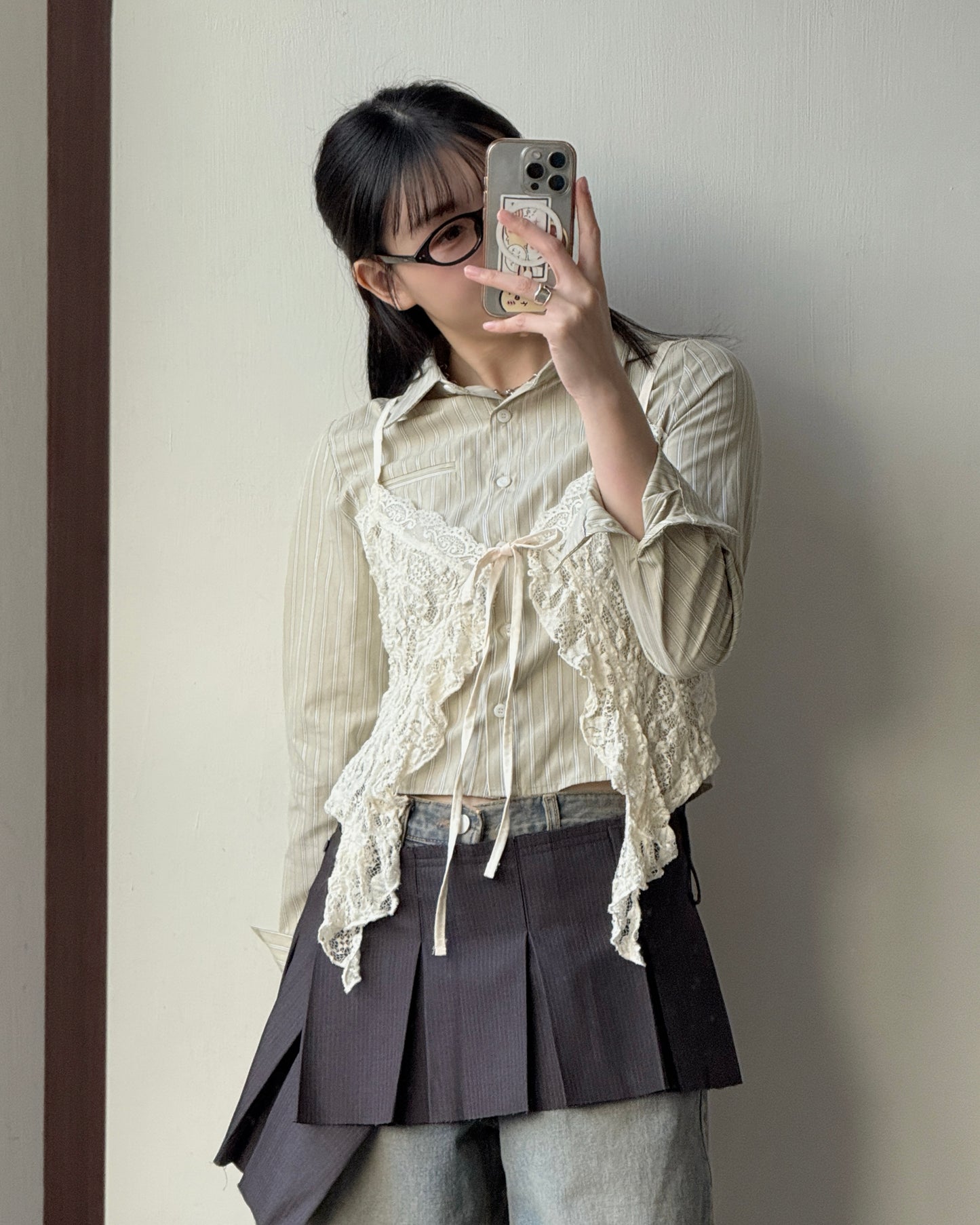 VT281 Lace Frill Vest - Ivory | Gray | Black