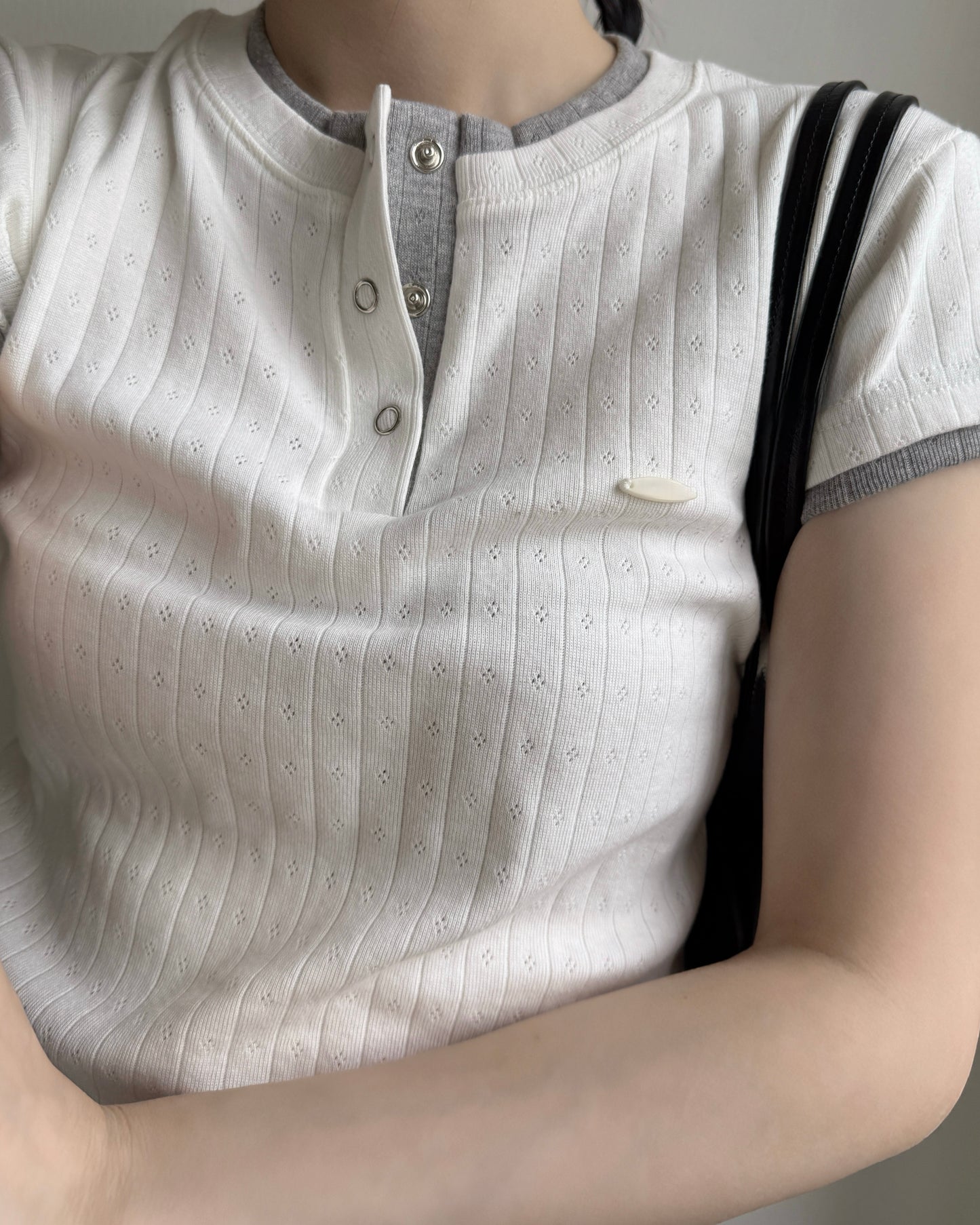 TP590 Layer QQ Top - Gray | White