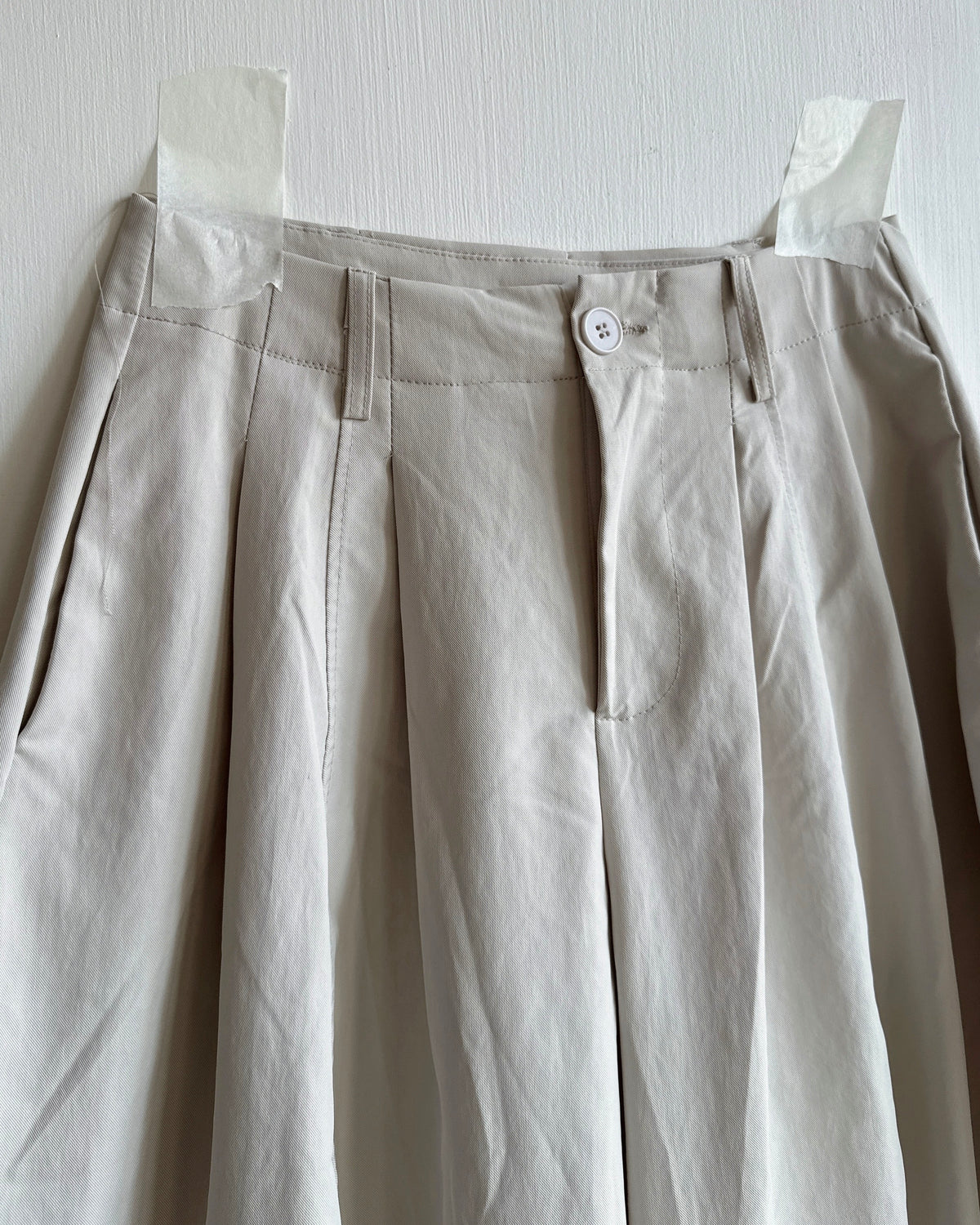 PT086 Balloon Wide Pants - Ivory | Black