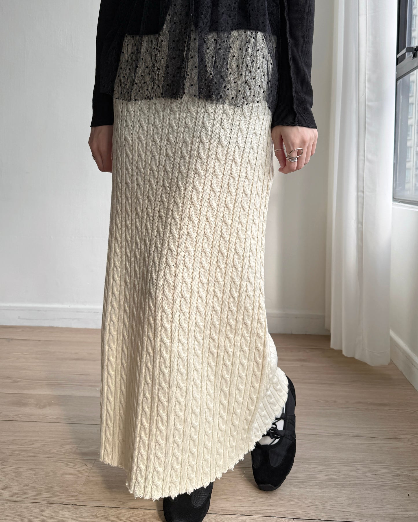 SK206 Cable Skirt - Ivory | Black