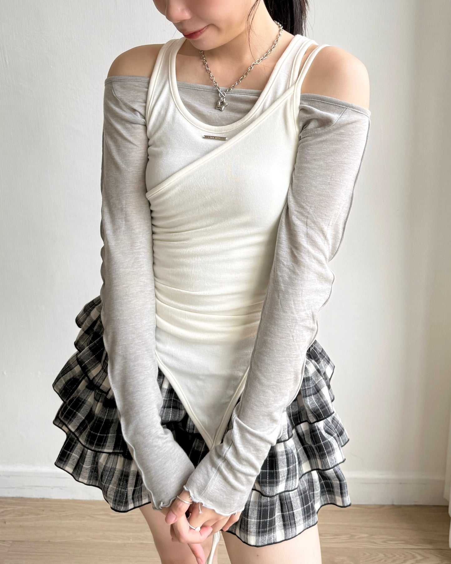 TP545 Must Have TEE - White | Gray | Dark Gray | Black