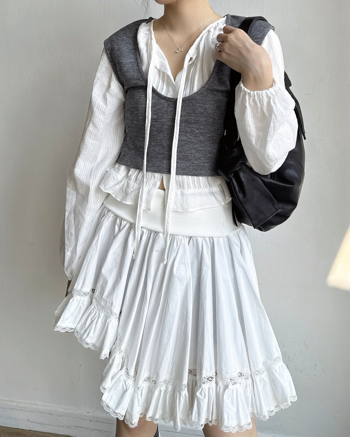 VT335 U-Neck Vest - Black | Cloud | Ivory | Gray