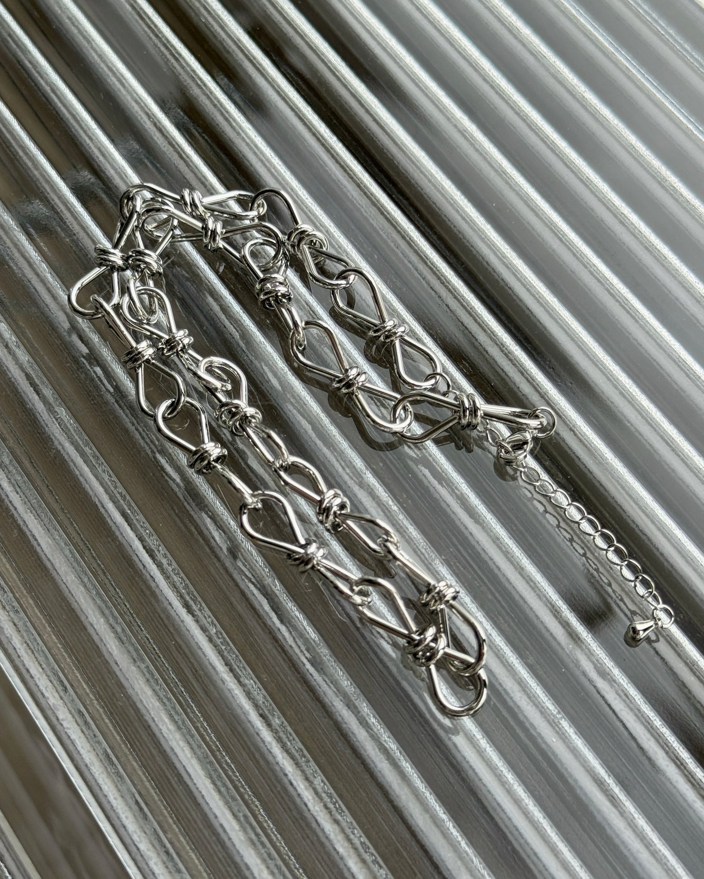 KA411 Ribbon Necklace