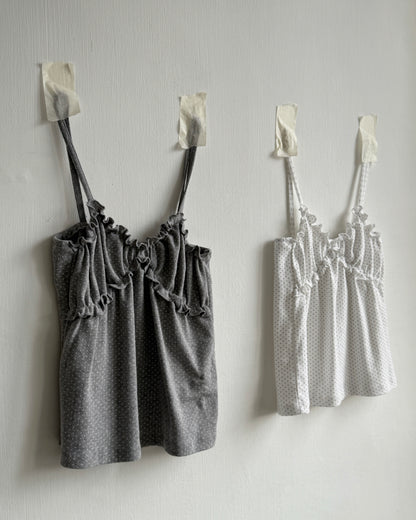 VT284 DotDot Vest - White | Gray