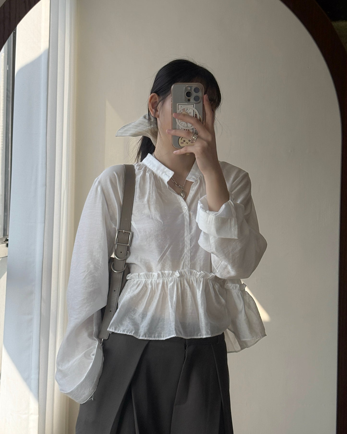 (🧨7-11/2限定優惠) TP568 Ruffle Blouse - White | Khaki | Black