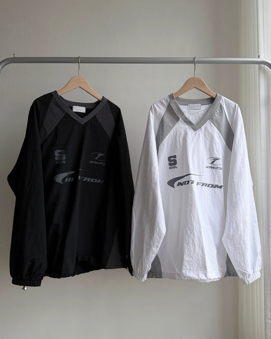 TP550 Nylon Sweatshirt - White | Black