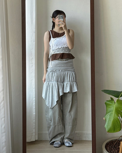 VT323 Ruffle Mini Vest - White | Gray