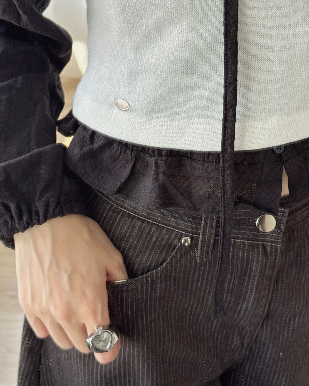 JN070 Balloon Buckle Stripe Pants - Navy | Brown | Gray