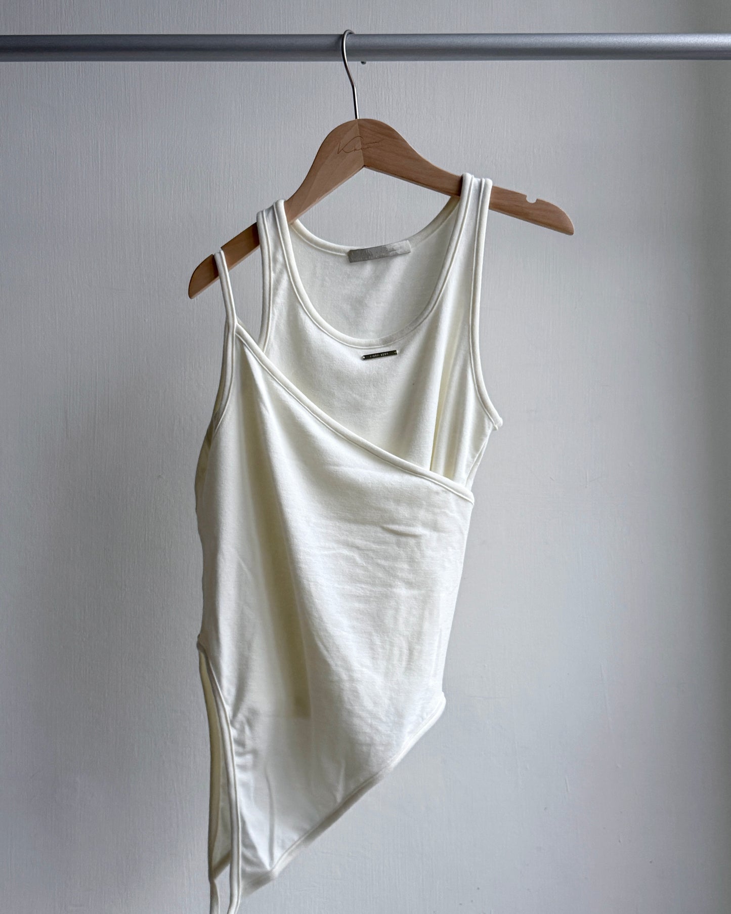 VT260 Layered Vest Set - White | Black | Pink