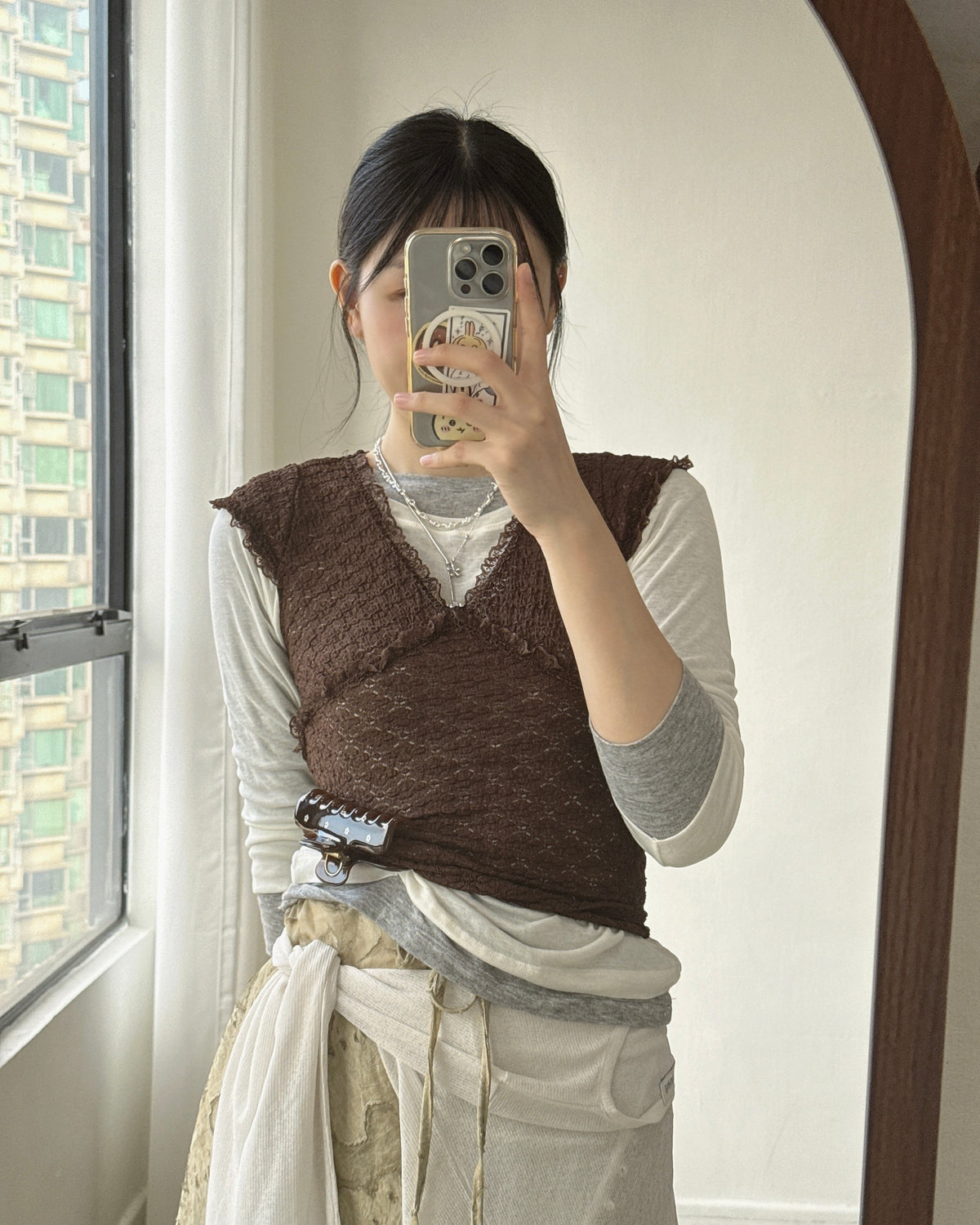 VT331 Vintage Lace Vest - Brown | White