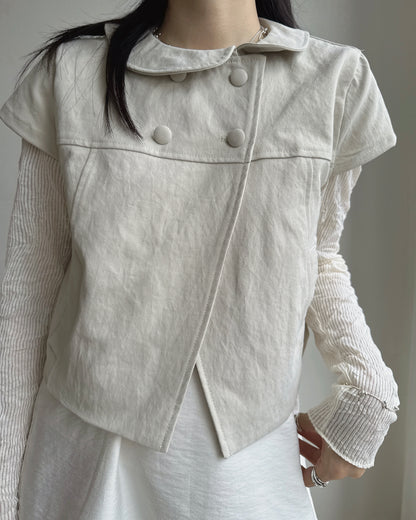 VT327 Cozy Pocket Short Vest - Ivory | Charcoal