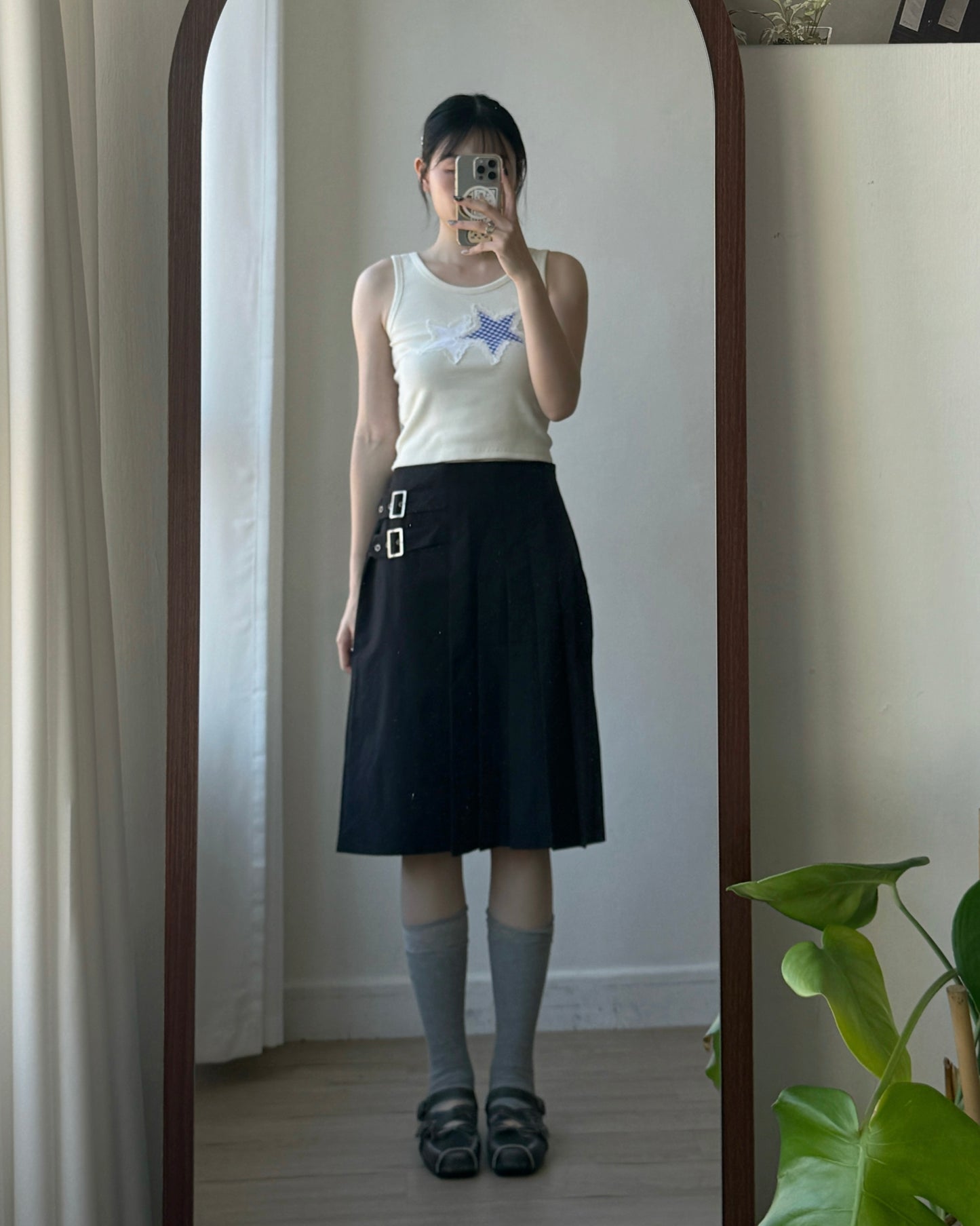 SK225 Pleated Skirt - Ivory | Black