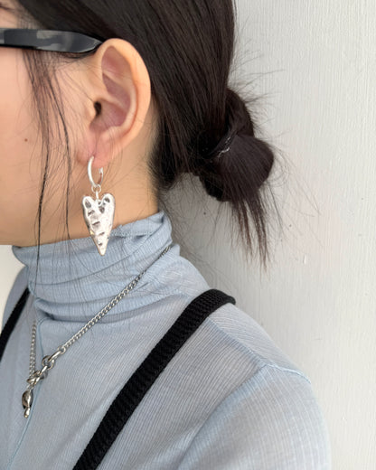 KA379 SumSum Earring