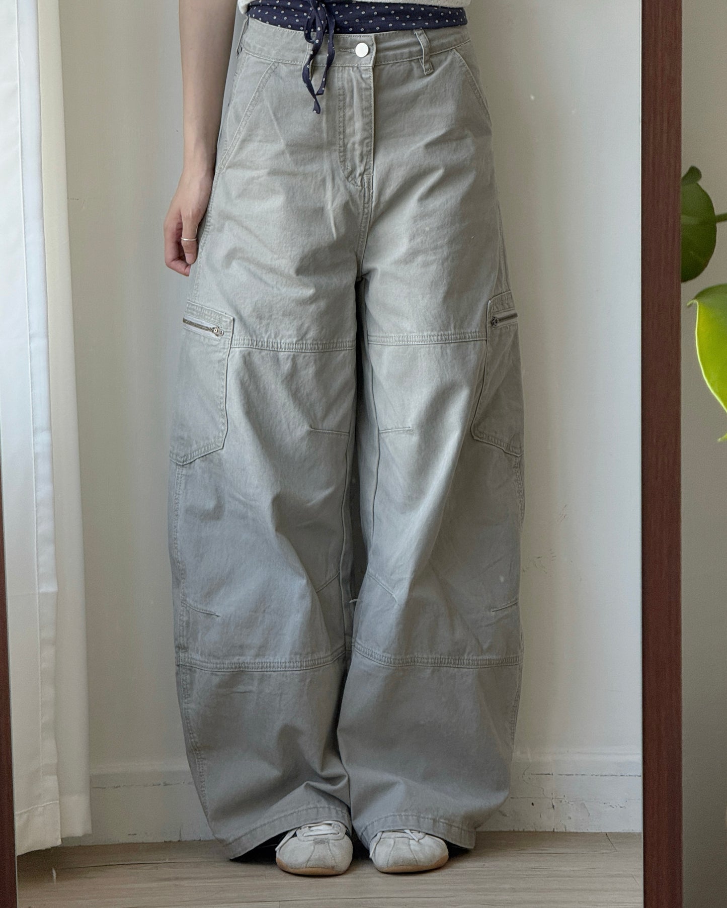 PT084 Unisex Banana Cargo Pants - Beige | Charcoal