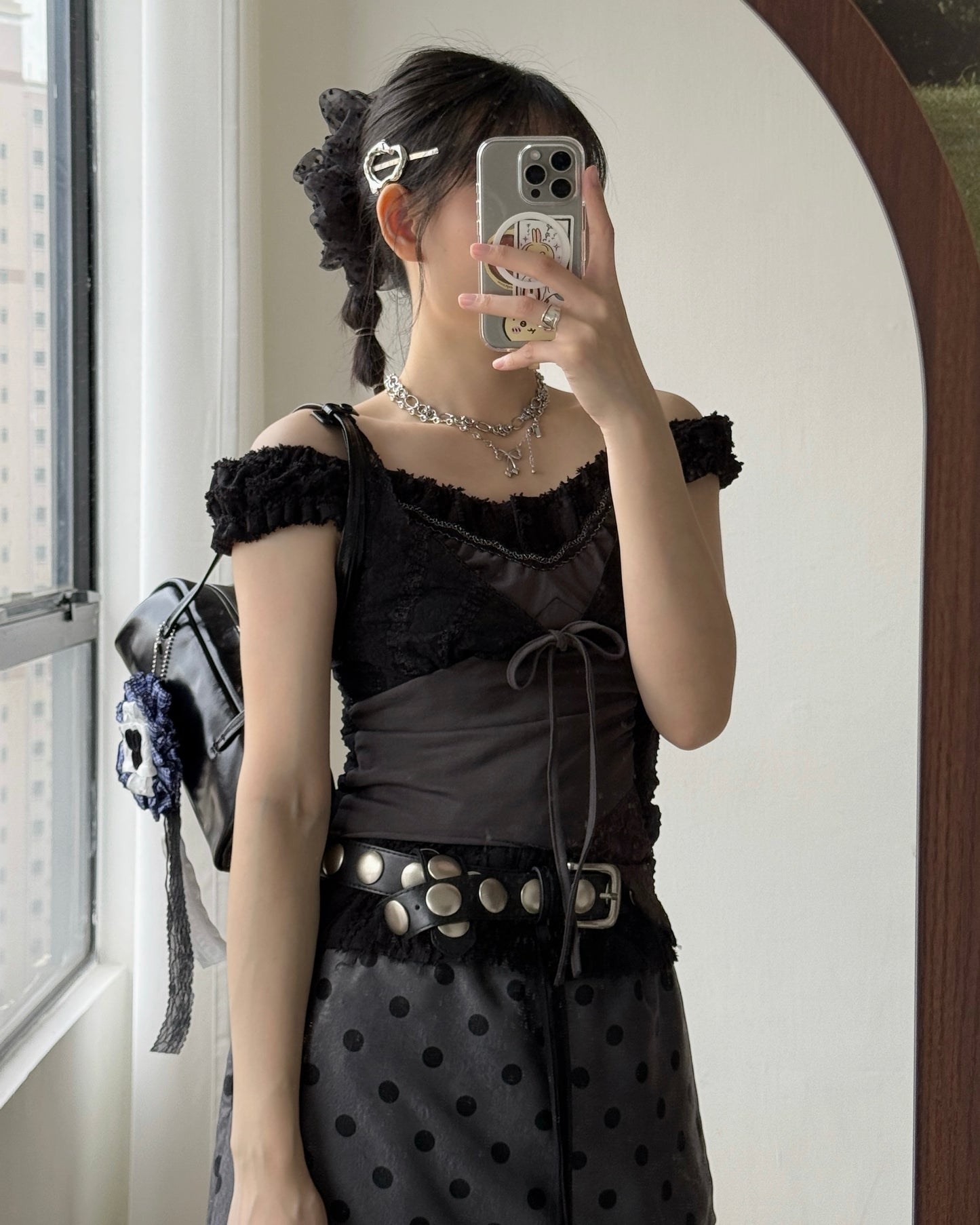 TP580 Milky Blouse - Ivory | Black
