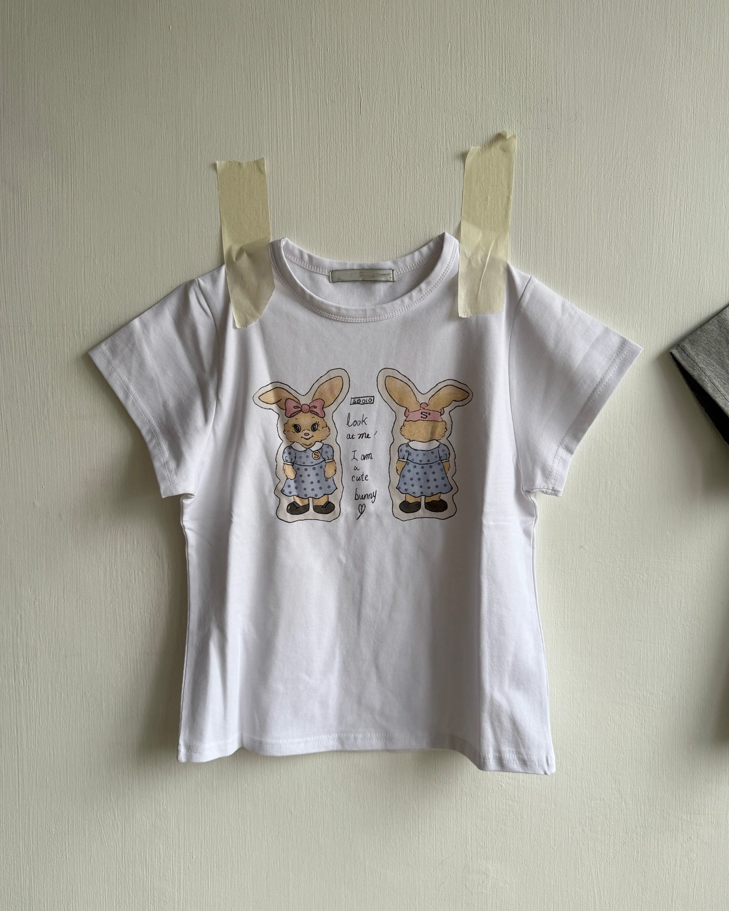 TP582 Rabbit TEE - White | Gray