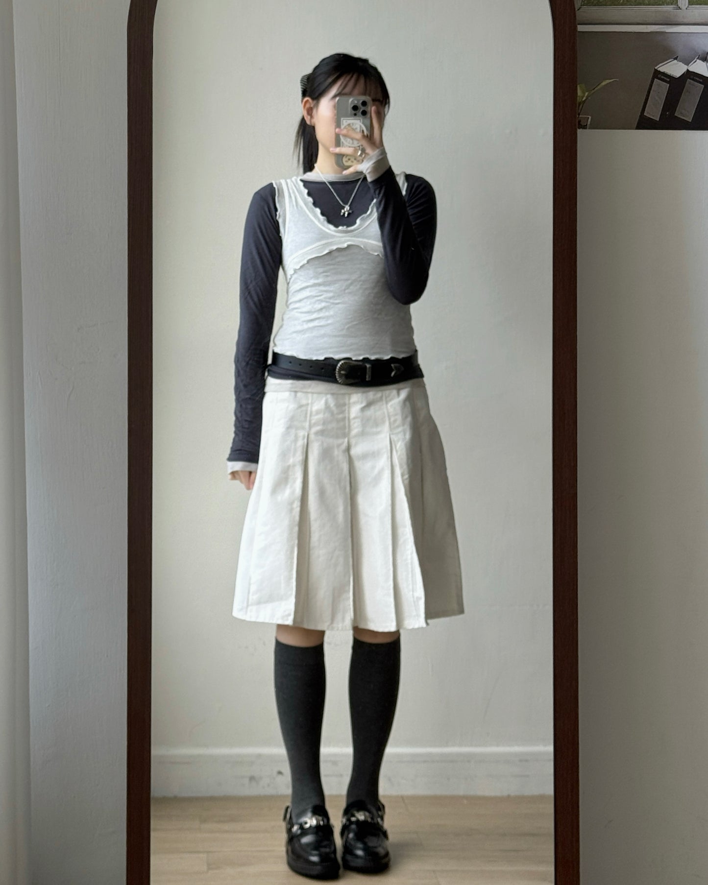 VT277 Ruffle Vest - White | Yellow | Brown | Purple | Charcoal