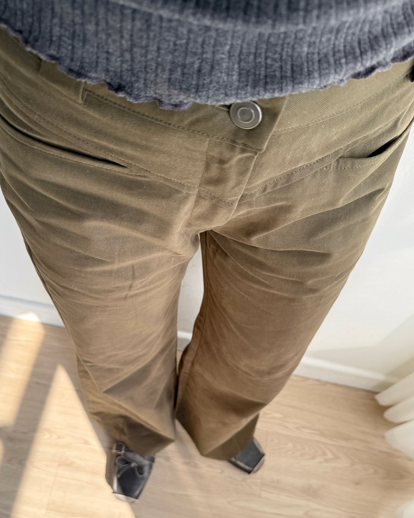 PT078 Flared Pants - Khaki | Black