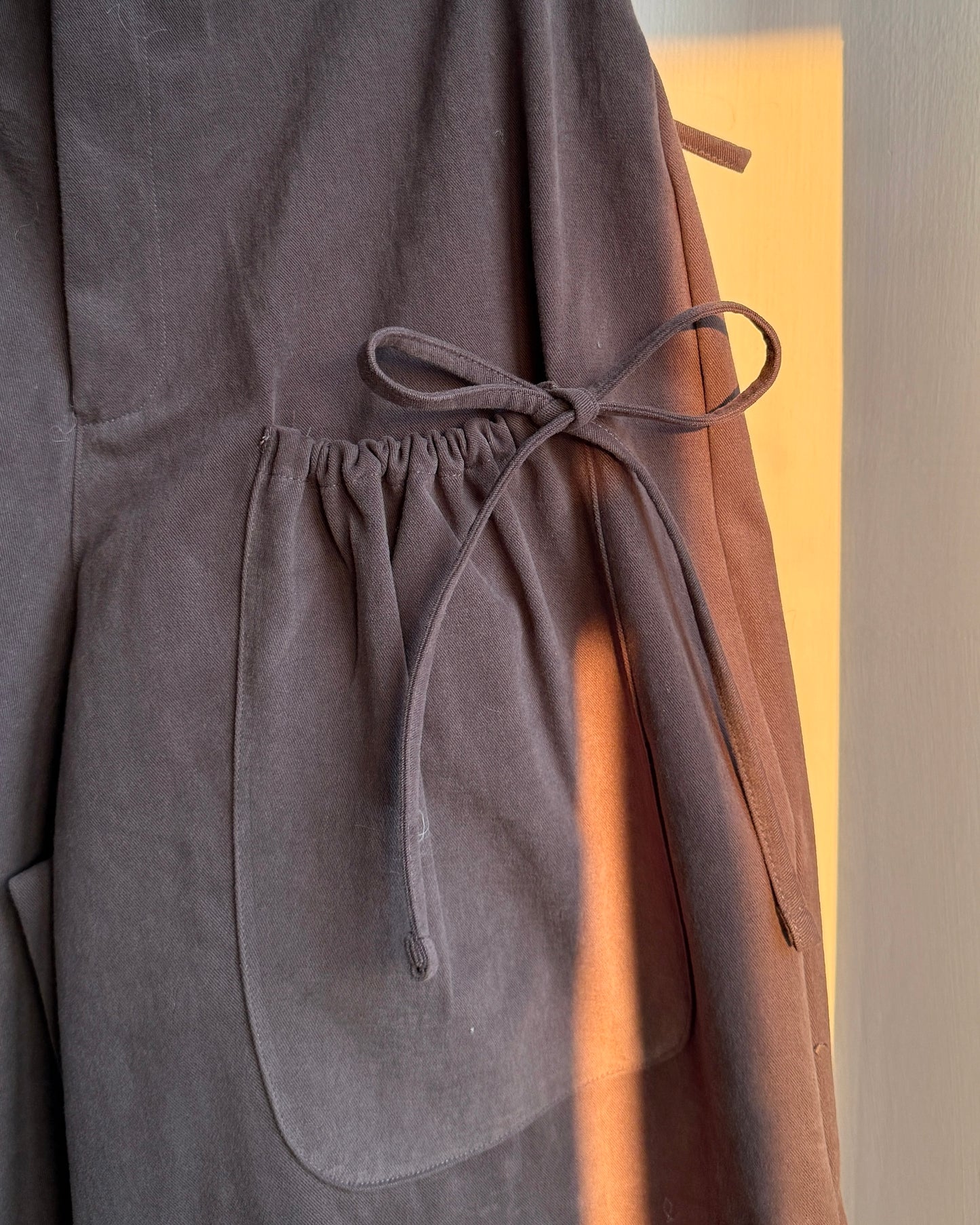 PT077 蝴蝶皺褶休閑褲(連腰帶) - Brown | Black