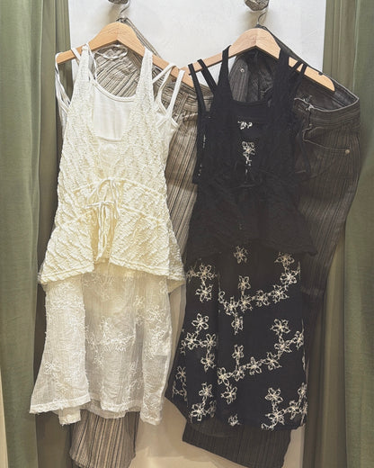 VT297 Floral Vest OPS - White | Black