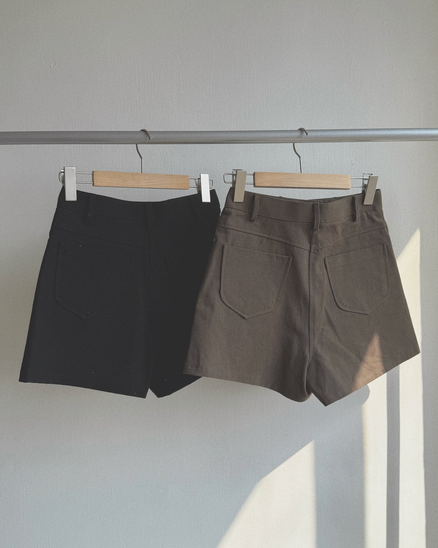 SP020 Must Have!!Shorts - Brown | Black