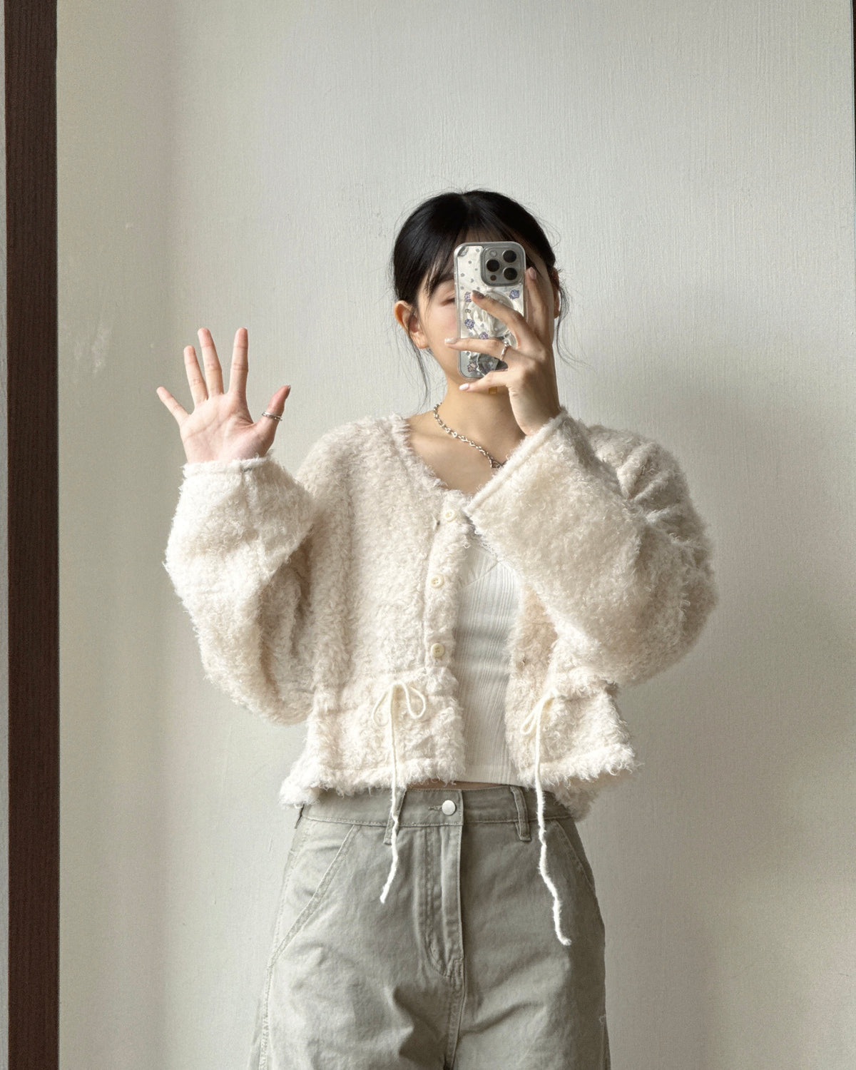 (~3/11🛎️新品優惠) CD061 Fuzzy Drawstring Cardigan - Ivory | Gray