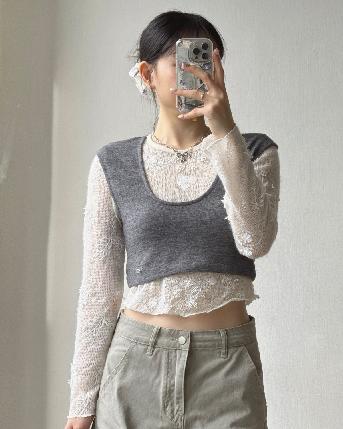 (~3/11🛎️新品優惠) TP626 Floral Sheer Knit Top - Ivory